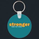 Porte-clés Un Mot Qui Dit Une Citation Inspirationnelle Plus<br><div class="desc">Un Merci plus fort. Citation inspirante et motivante et dire design avec message positif et slogan de vie stimulant. La typographie cool est une marchandise pour ceux qui recherchent un mot qui définit votre attitude et votre bonne humeur. Parfait pour ceux qui aiment les citations sarcastiques drôles, l'humour spirituel, l'attitude...</div>