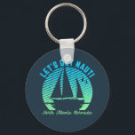 Porte-clés Vintage Retro Bermudes Voile Obtenons Nauti<br><div class="desc">Design de voyage océanique vintage et rétro pour ceux qui aiment aller à la voile et explorer la mer sur un voilier. Marchandises cool et fantastiques pour marin, pêcheur, capitaine de navire ou capitaine de bateau. Parfait pour les membres de club de voile et les amateurs de sports d'été de...</div>