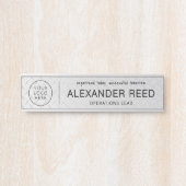Porte de bureau avec plaques de nom de logo argent (Devant)