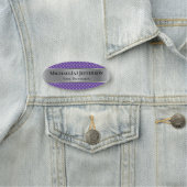 Porte-nom Argent Métallurgique Luxueux : Polka Violet Point (En situation)
