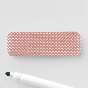 Porte-nom arrière - plan rose et blanc avec motif