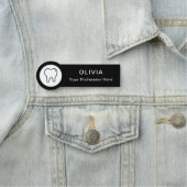 Porte-nom Balise Nom de l'assistant dentaire (En situation)