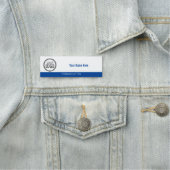 Porte-nom Bande bleue simple avec votre logo professionnel (En situation)