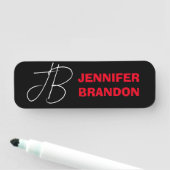 Porte-nom Black White Red Handwriting Monogramme Ajouter un (En situation)