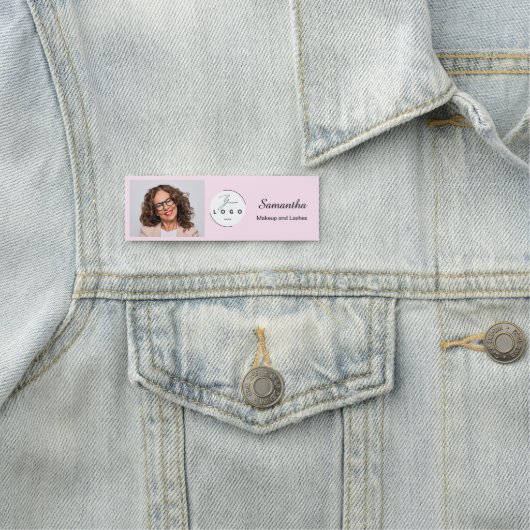 Porte-nom Blush Pink Script Logo Photo Makeup (En situation)