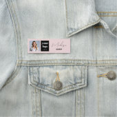 Porte-nom Blush Pink Script Logo Photo Makeup  (En situation)