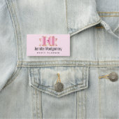 Porte-nom Bow en verre rose avec pierre centrale (En situation)