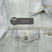 Porte-nom Caduceus Médicale Chrome Holographique 3D (En situation)