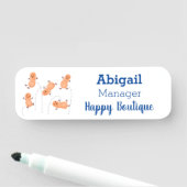 Porte-nom Caricature de cacahuètes joyeux sautillant (En situation)