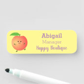 Porte-nom Caricature jaune pêche très agréable (En situation)