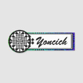 Porte-nom Chequers arrachés par Kenneth Yoncich (Devant)