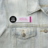 Porte-nom Circle Shaped Custom Business Logo Staff Employee  (En situation)