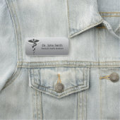 Porte-nom Classique Médicale élégant noir blanc Caduceus Nob (En situation)