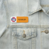 Porte-nom Custom Logo Employee magnetic or safety pin (En situation)