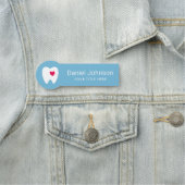 Porte-nom Dent avec coeur rouge dentiste dentaire (En situation)