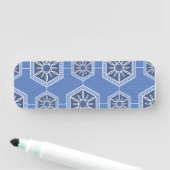Porte-nom Design Motif ornement bleu (En situation)