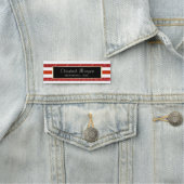 Porte-nom Élégant Design Moderne, Cadre, Rayures Rouges (En situation)