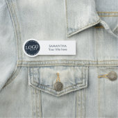 Porte-nom Employé de l'entreprise du logo d'entreprise perso (En situation)