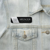 Porte-nom Employé du logo dégradé gris clair noir (En situation)