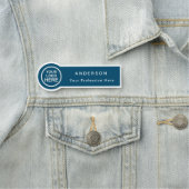 Porte-nom Employé du logo personnalisé en forme de cercle (En situation)