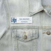 Porte-nom Expertise de logo moderne Classique Blanc Bleu (En situation)