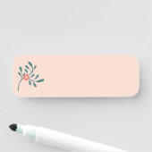 Porte-nom Fleurs de teint rosé botanique sarcelle (En situation)