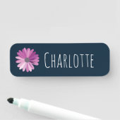 Porte-nom Floral pourpre Daisy (En situation)