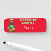 Porte-nom Funny Nurse Icing It Thunder_Cove (En situation)