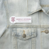 Porte-nom Infirmière inscrite - Logo - Rose (En situation)