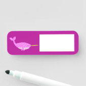 Porte-nom Jolie fille rose bébé Narwhal (En situation)