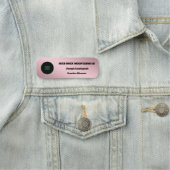Porte-nom Logo de l'employé rose Gold Metallic Business (En situation)