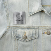 Porte-nom Logo de société moderne argent professionnel (En situation)