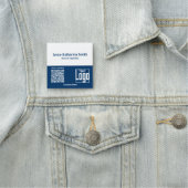 Porte-nom Logo QR-Code Société Expertise Bleu Blanc (En situation)