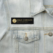 Porte-nom Monogramme et nom personnalisés noir et or (En situation)