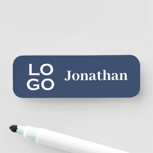 Porte-nom Navy Blue Company ou Business Logo Employé (En situation)
