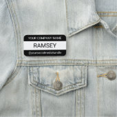 Porte-nom Noir et blanc - Poignée de sécurité professionnell (En situation)