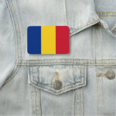 Porte-nom Nom patriotique avec drapeau de la Roumanie (En situation)