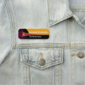 Porte-nom Orange Burgundy Blast Arrière - plan (En situation)