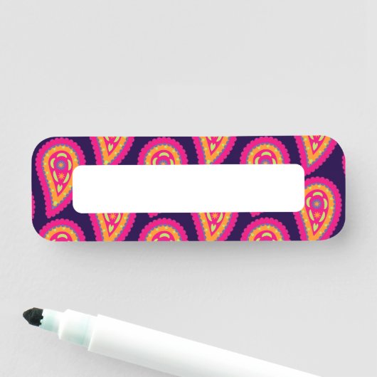 Porte-nom Paisley coloré (En situation)