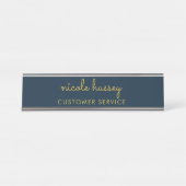 Porte-nom Pour Bureau Bleu Nuit Or Script  | Monogramme Moderne Élégant (Devant)
