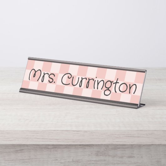 Porte-nom Pour Bureau Coral Blush À damiers enseignant (Devant)