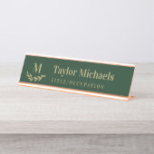 Porte-nom Pour Bureau Elegant Greenery Tan Dark Green Monogram & Name (Devant)