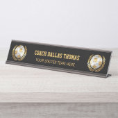 Porte-nom Pour Bureau Entraîneur du football d'or (Devant)