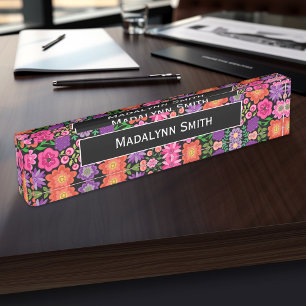 Porte-nom Pour Bureau Fleurs colorées Arrière - plan noir et nom