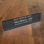 Porte-nom Pour Bureau Funny Office Entreprise Directeur Bureau Nom Plaqu<br><div class="desc">Plaque de nom de bureau humoristique pour le patron de l'entreprise ou chef de la direction de l'entreprise conçue en noir classique avec la capacité de personnaliser à la fois le nom, le titre de l'emploi, et même changer le message si vous voulez. Fait un grand cadeau pour le patron....</div>