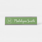 Porte-nom Pour Bureau Girl Monogram Kelly Green et Calligraphy Nom (Devant)
