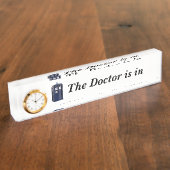 Porte-nom Pour Bureau Le docteur est dans le signe (Taille)