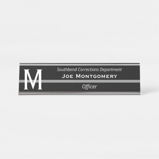 Porte-nom Pour Bureau Ligne mince Gray Agent correctionnel Monogramme (Devant)