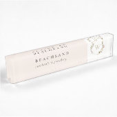 Porte-nom Pour Bureau Monogramme initial de Fleur sauvage rose cendré