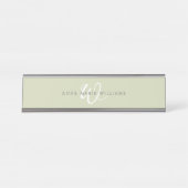 Porte-nom Pour Bureau Monogramme Moderne Vert Sauge Blanc Script (Devant)